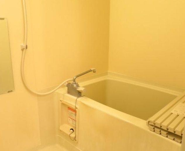 バス・シャワールーム　別部屋の画像を使用しております。