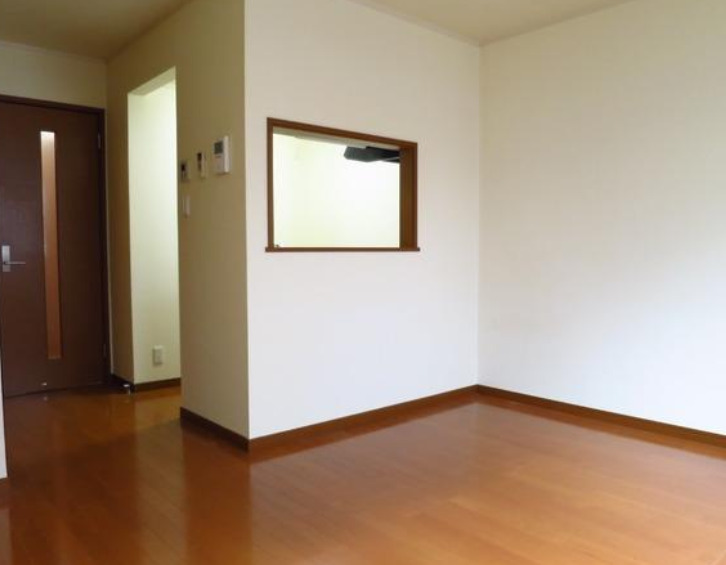 居室・リビング　別部屋の画像を使用しております。