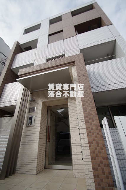 建物外観　2016年3月完成