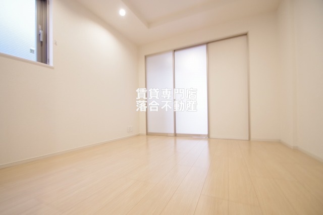 居室・リビング　清潔感のある明るいお部屋♪