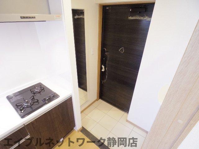 玄関　落ち着いた玄関です