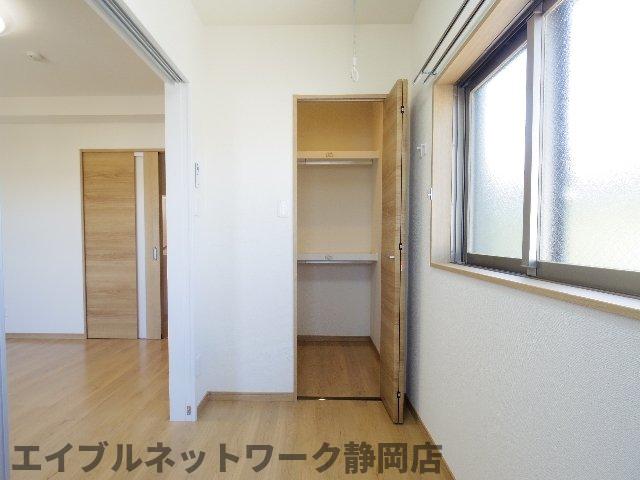 収納　十分な収納スペースがあります