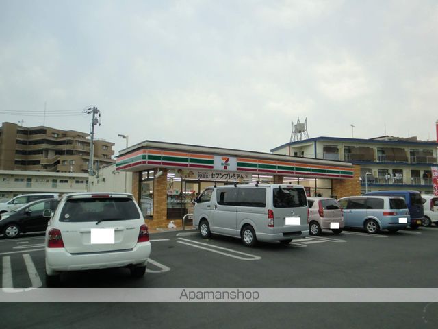 コンビニ　セブンイレブン岡山浜店（コンビニ）まで550m