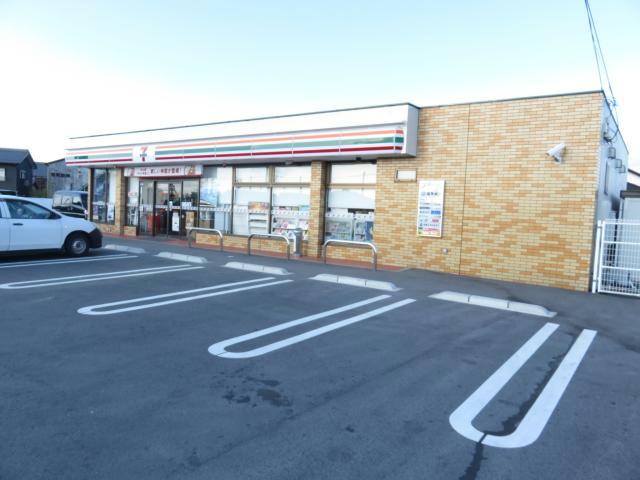 コンビニ　セブンイレブン滋賀日野高校前店（コンビニ）まで576m