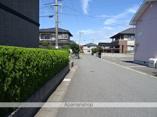 その他　前面道路（その他）まで0m