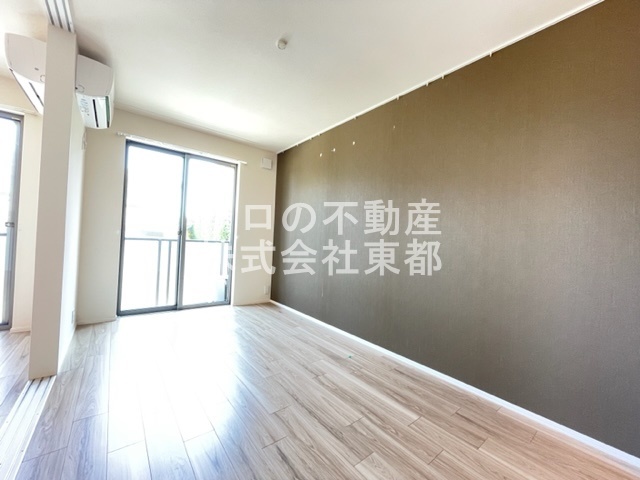その他部屋・スペース　アクセントクロス仕様で、お部屋をオシャレに演出してくれます♪