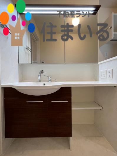 洗面設備　※写真は同型タイプとなります