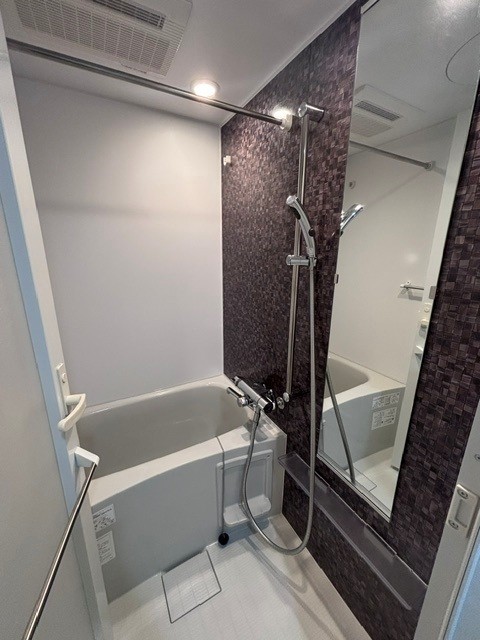 バス・シャワールーム　※写真は同タイプ住戸です。