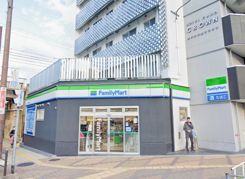 コンビニ　ファミリーマート 新今宮駅東店（コンビニ）まで600m