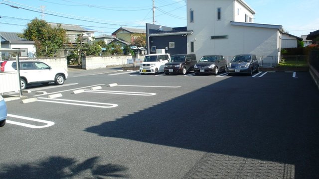 駐車場　敷地内駐車スペース