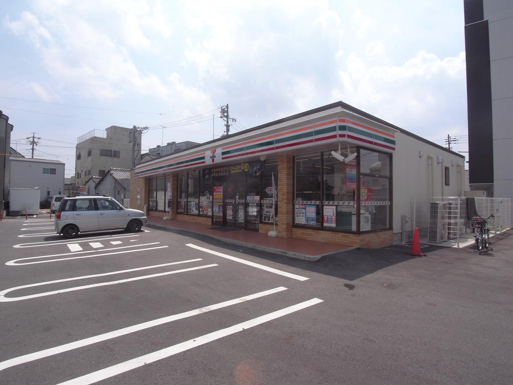 コンビニ　セブンイレブン 名古屋石場町店 (コンビニ)（コンビニ）まで190m