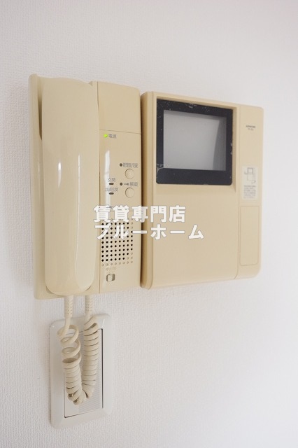 セキュリティ　モニター付きインターホンで安心！