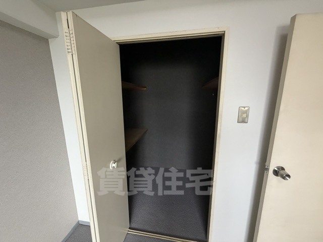大阪モノレール本線 千里中央駅 徒歩13分 10階建 築45年の内装写真