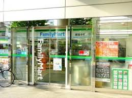 コンビニ　ファミリーマート 護国寺駅前店（コンビニ）まで171m
