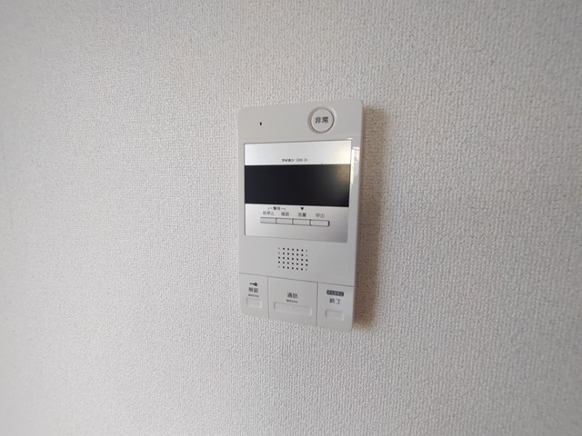 セキュリティ　インターホンあり