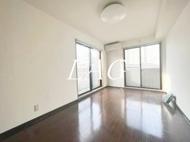 居室・リビング　洋室のお部屋です。