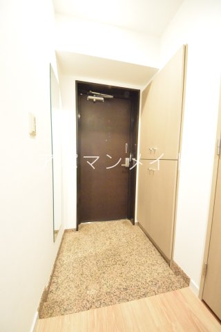 玄関　シューズボックスあります