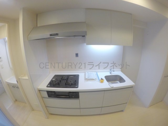 地下鉄御堂筋線 新大阪駅 徒歩10分 8階建 築14年のキッチン写真