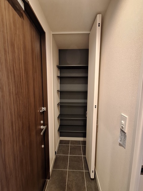 玄関　シューズBOX