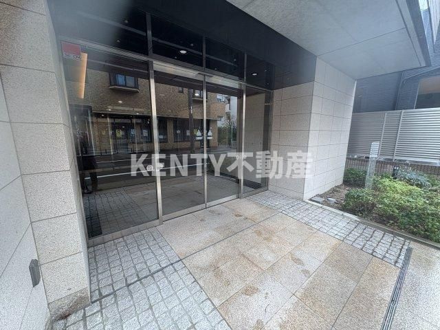 エントランス　建物の内部です
