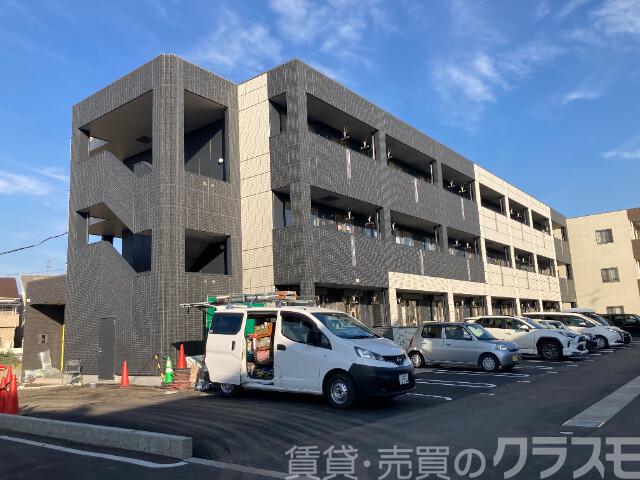 建物外観　住環境良好です♪