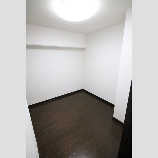日商岩井栄ハイツ 201・204・901の内装写真