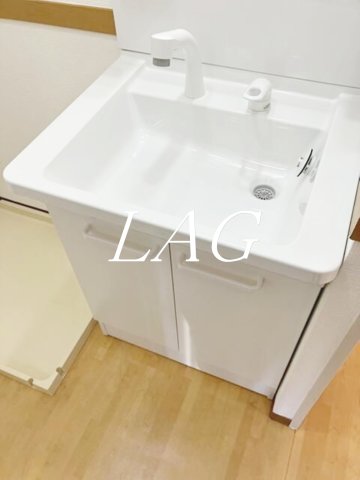 洗面設備　洗面台です。