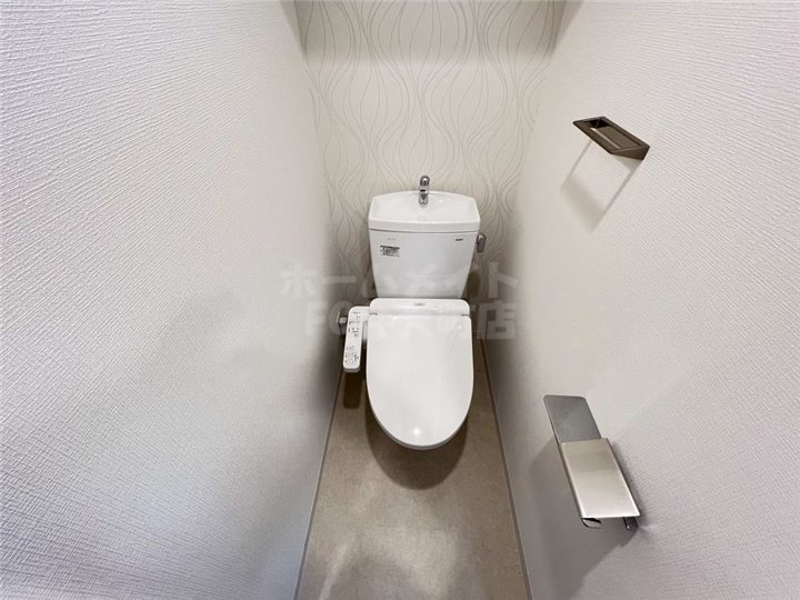 トイレ　シンプルで使いやすいトイレです