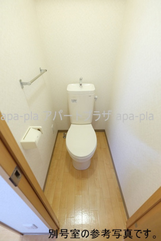 グランディール 112のトイレ写真