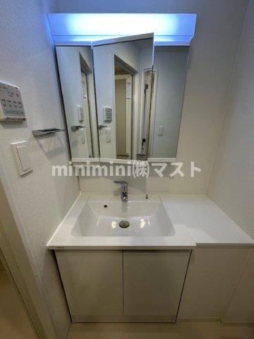 地下鉄中央線 朝潮橋駅 徒歩6分 8階建 築1年の内装写真