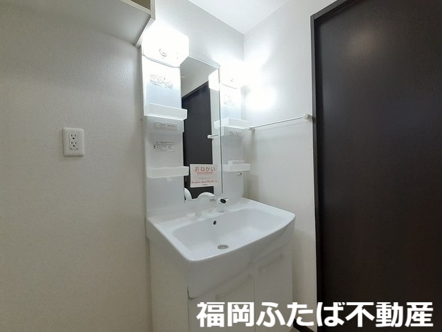 スカイシャトレ空港南の内装写真