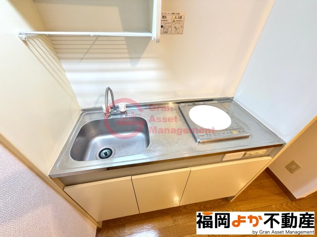 キッチン　【福岡よか不動産】キッチンでお料理をお楽しみください
