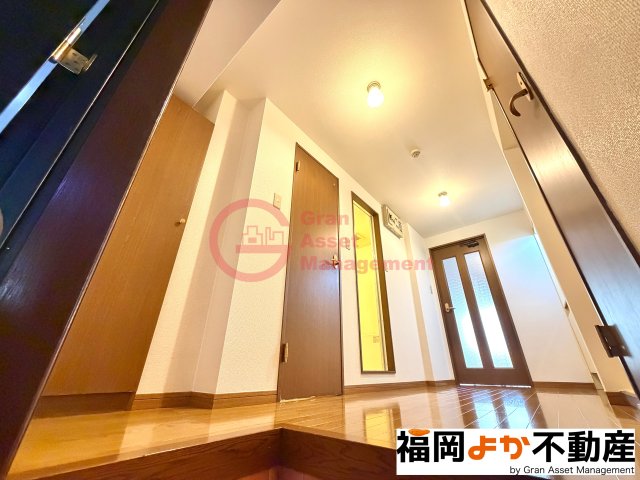 玄関　【福岡よか不動産】毎日通る玄関はこちらです