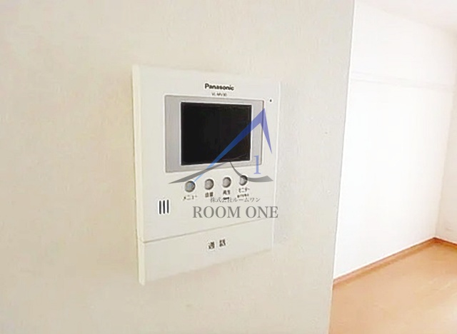 セキュリティ　モニター付きインターホンです。
