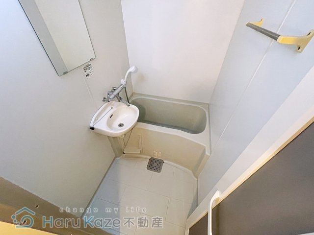 地下鉄桜通線 瑞穂運動場西駅 徒歩13分 2階建 築24年の風呂写真