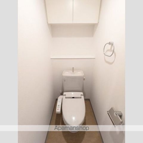 ＪＲ山手線 目黒駅 徒歩1分 14階建 築21年のトイレ写真