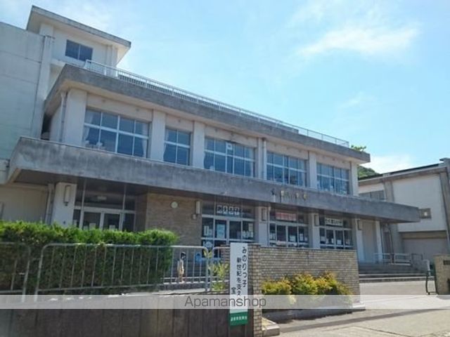 小学校　豊小学校（小学校）まで150m