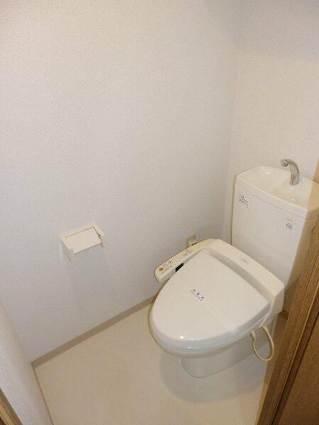 サンテミリオン池袋IIのトイレ写真