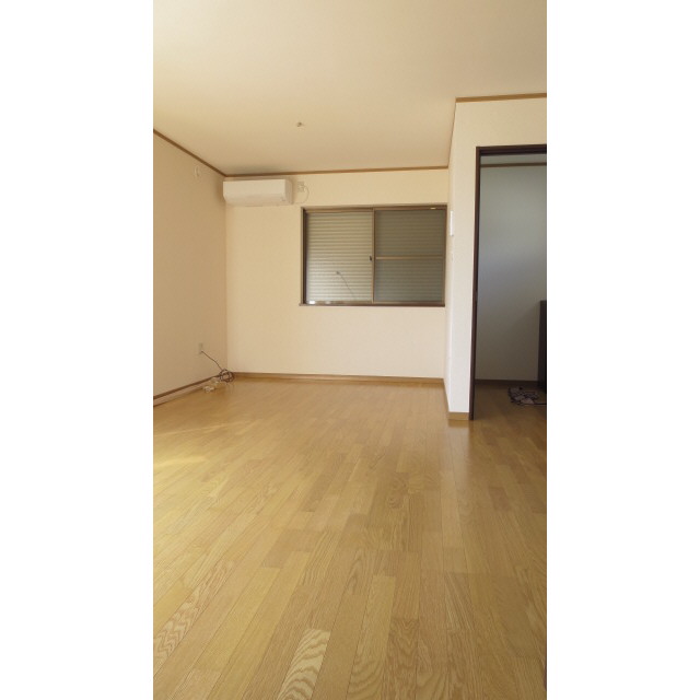 ビオトープ立田の杜戸建 Iの居間写真