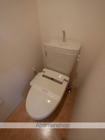 ＪＲ大阪環状線 福島駅 徒歩10分 9階建 築15年のトイレ写真