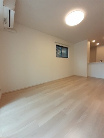 居室・リビング　使いやすい居間です