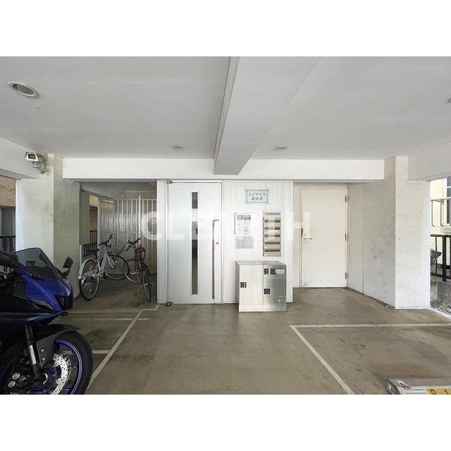 エントランス　写真