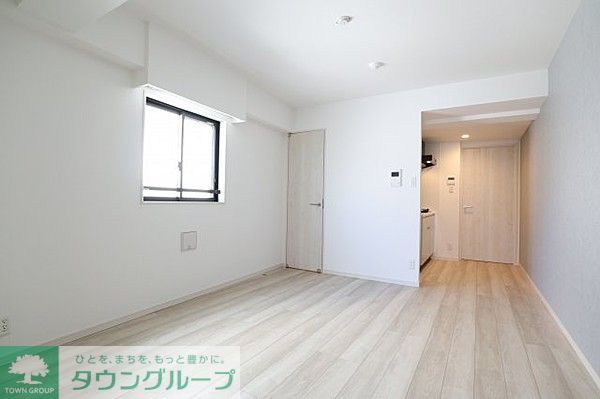 ログ代々木の居間写真
