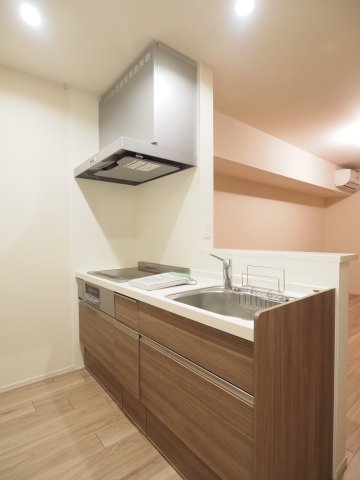 キッチン　※別部屋参考写真