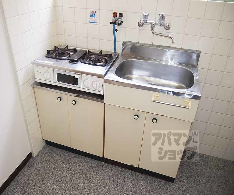ハイツ泉涌寺のキッチン写真