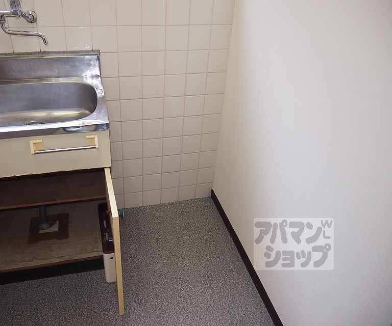 ハイツ泉涌寺の内装写真