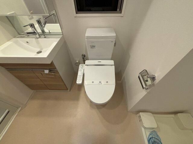 トイレ　コンパクトで使いやすいトイレです