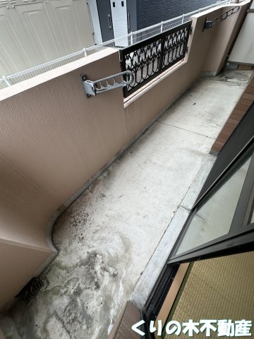 バルコニー　開放的で明るい空間を演出してくれるバルコニーです