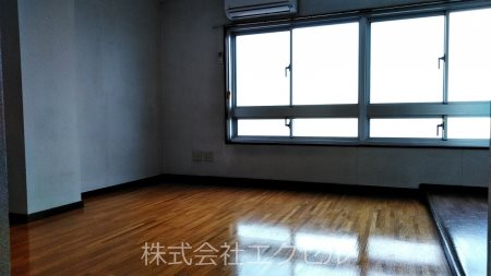 居室・リビング　同建物別室の写真です。