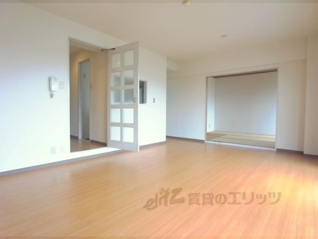 居室・リビング　リビング